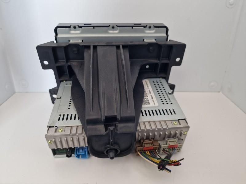 Navigatie touchscreen display multimedia LC7F Opel Adam