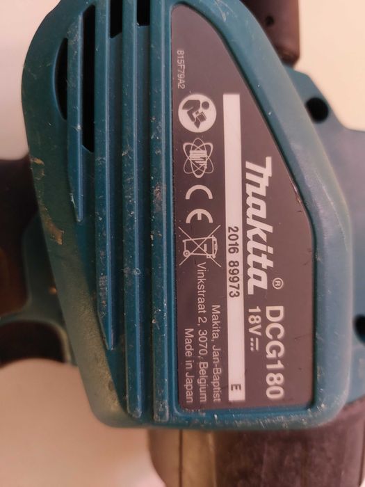 Makita  DCG 180  18 v