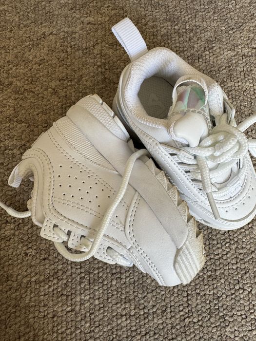 Adidasi Fila Disruptor