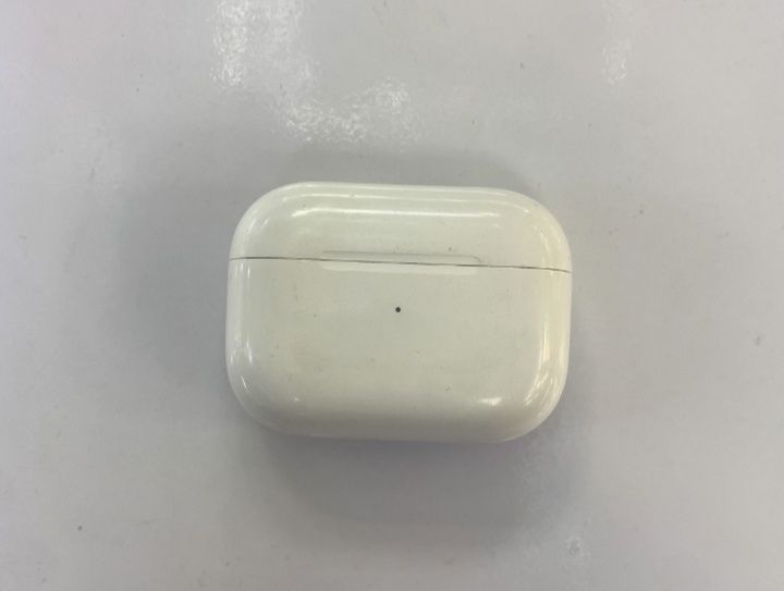 Продам Apple AirPods pro 1