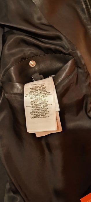 Кожено яке от овча кожа на DIESEL . Ново с етикетите по него !