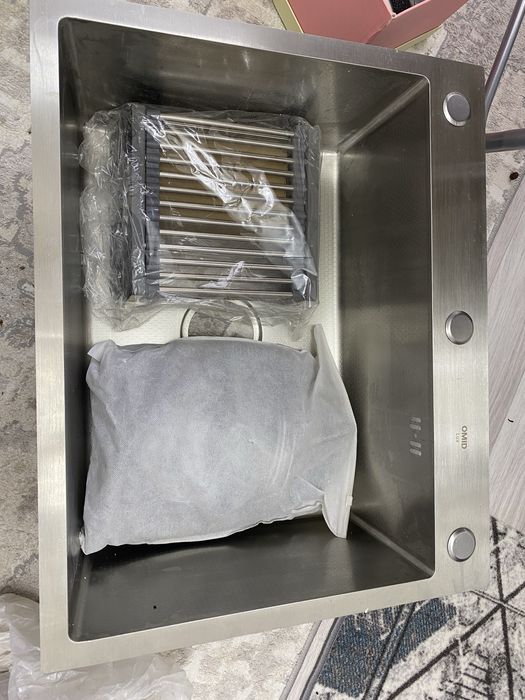 Продам новую неиспользованную мойку