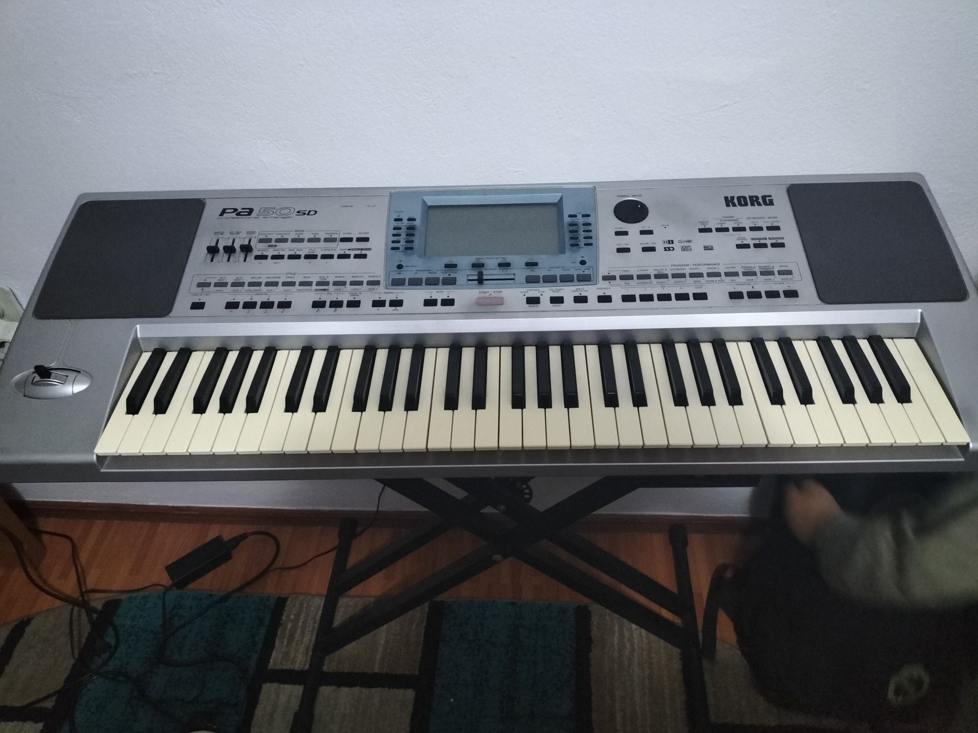 Vând korg pa 50sd