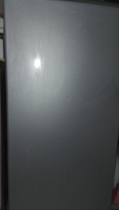 Холодильник б/у хорошего состоянии рабочи!