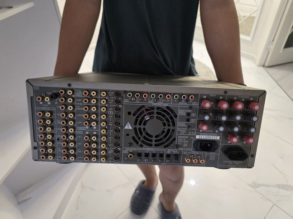 Denon AVC-A1D HI END USILITEL сотилади, оригинал пульт билан