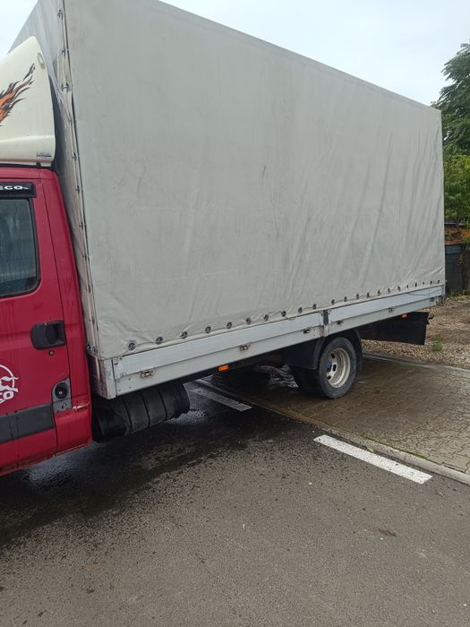 Lada cu prelata iveco daily. 10 ewp aluminiu
