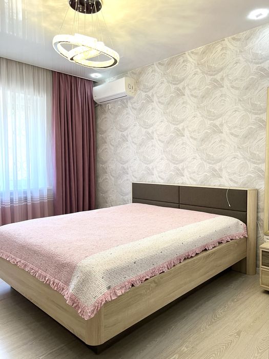 Пять комнат 5в6/2/5 Лисунова 1, Кадышева, Балкон 2х9, Школа №61