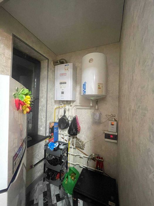 Ijara kvartira 90 kv.m 3 xona 2 ta sanuzel