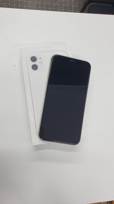Iphone 11 в отличном состоянии