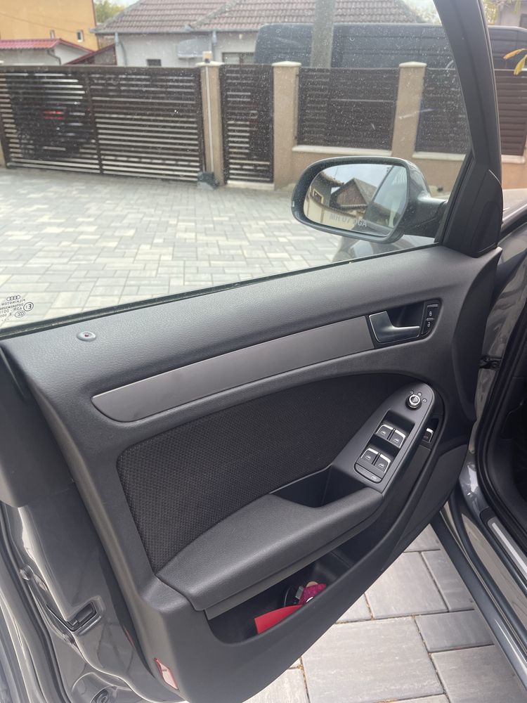 Audi A4 2.0 TDI 4x4, 2013 - De Vanzare