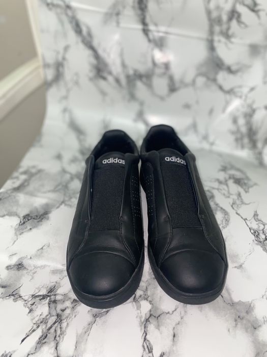 Распродажа кроссовок