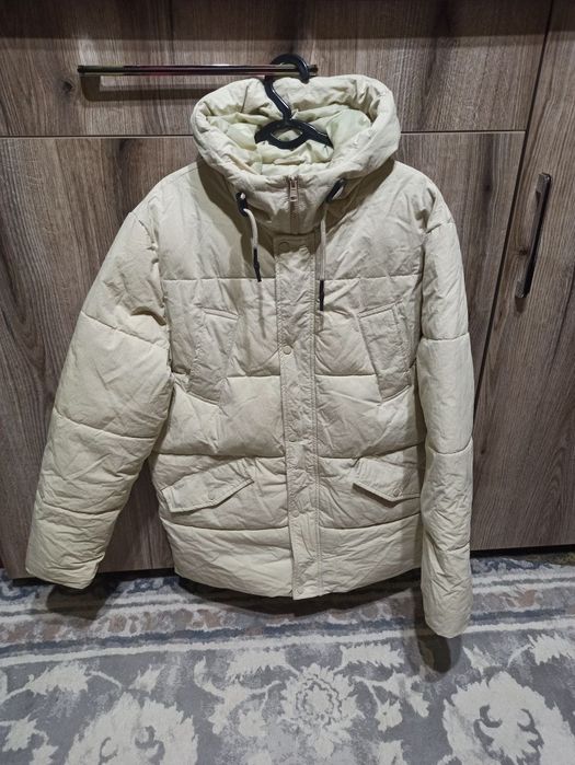 Теплые зимние куртки