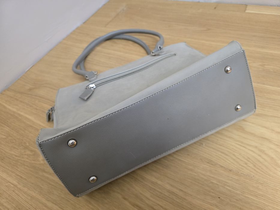 Дамска сива чанта