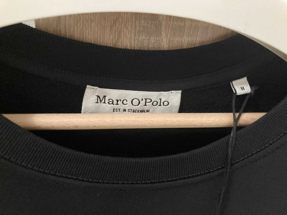 Суичър в тъмно синьо без качулка на Marc O'Polo, нов с етикет