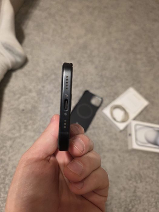 Iphone 15 deblocat in garantie 128 GB