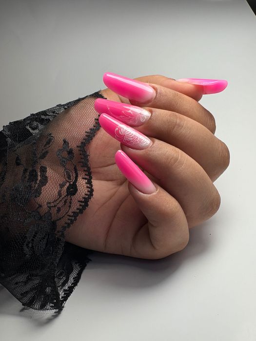 Caut modele manichiură