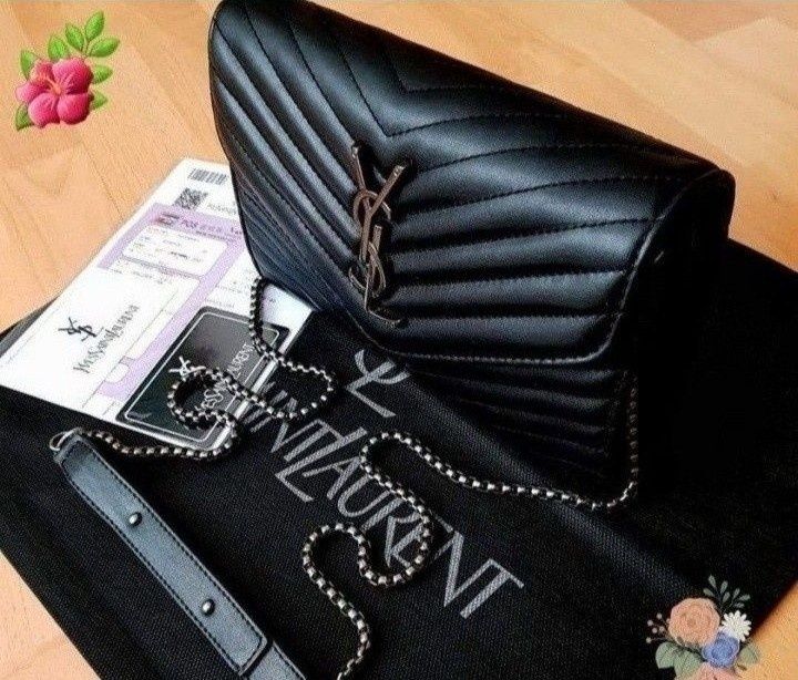 Geanta mini tip plic,accesorii metalice, etichetă, saculet