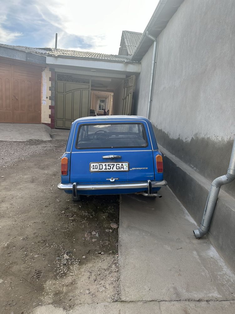 VAZ 2102 sotiladi