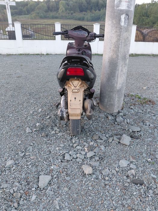 Vând sau schimb scuter aprilia sonic 80cc