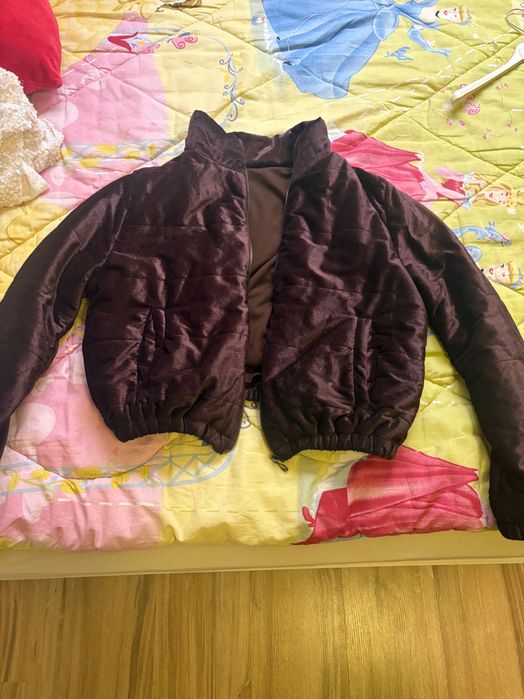 Дамски якета нови и запазени