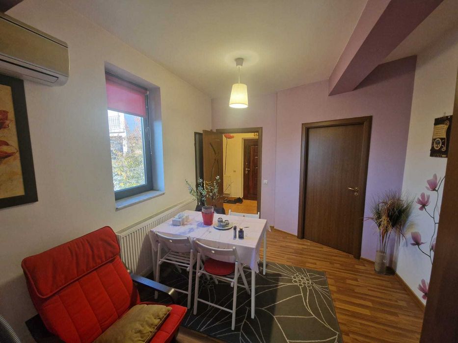 Apartament 2 camere,mobilat,utilat complet, loc parcare inclus