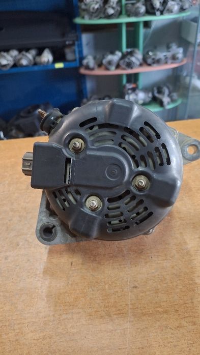 Alternator Toyota Rav4 Previa Avensis Verso 2.0D 2001-2006