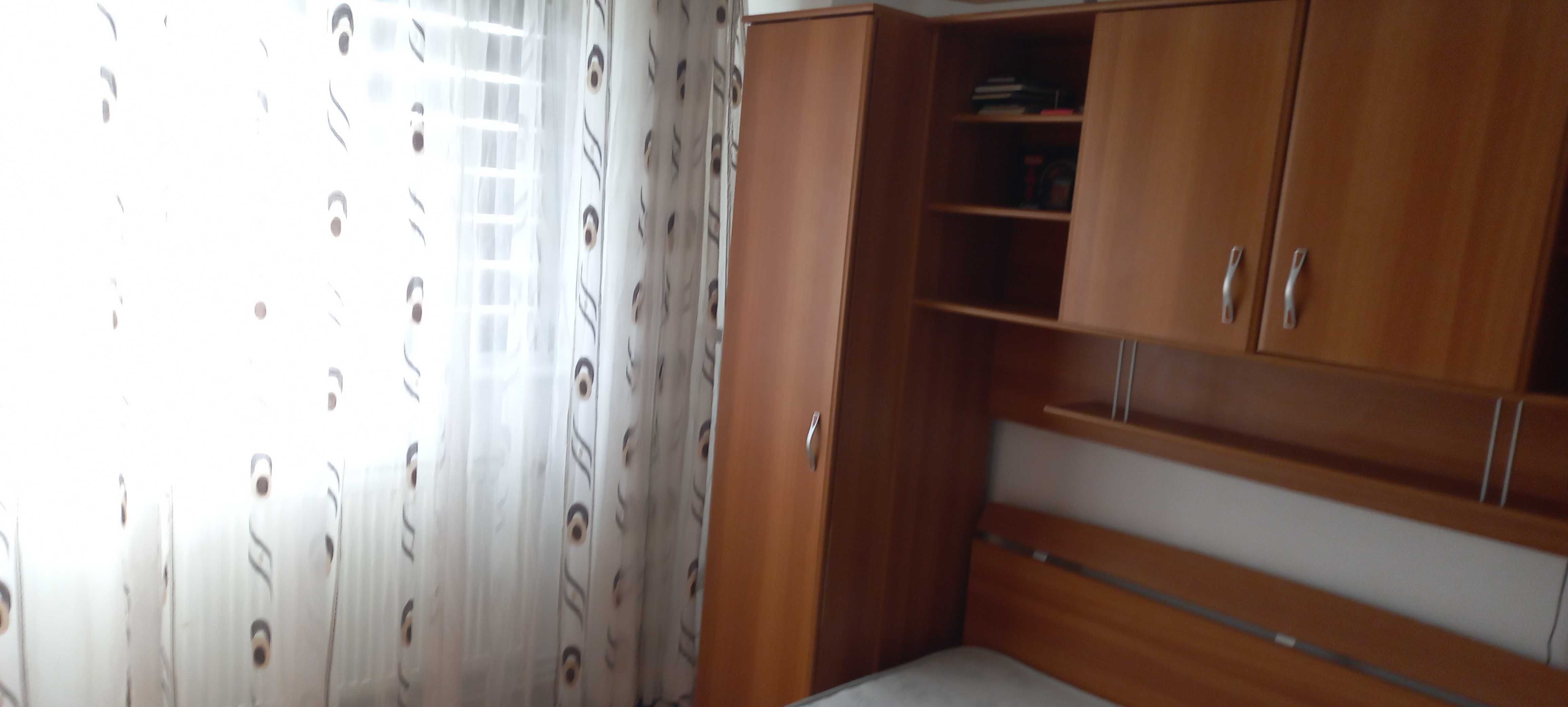 Apartament- 55 mp- Slatina