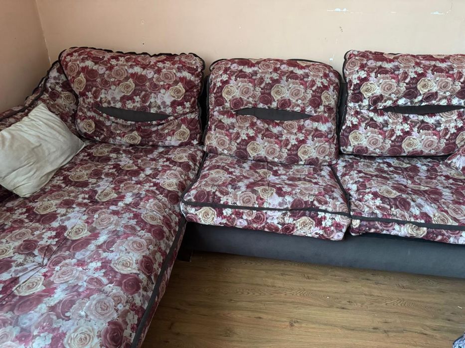 Продам большой диван