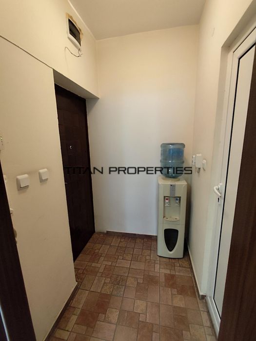 Продава се Офис в Бургас, Център - 47 кв.м за 1320 €/кв.м - Снимка #1
