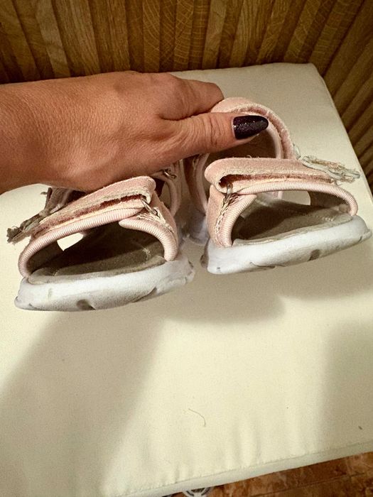 Детски сандали размер 25