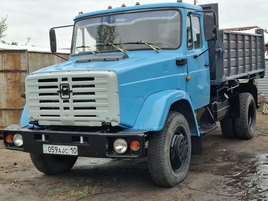 Продам зил сельхозник..