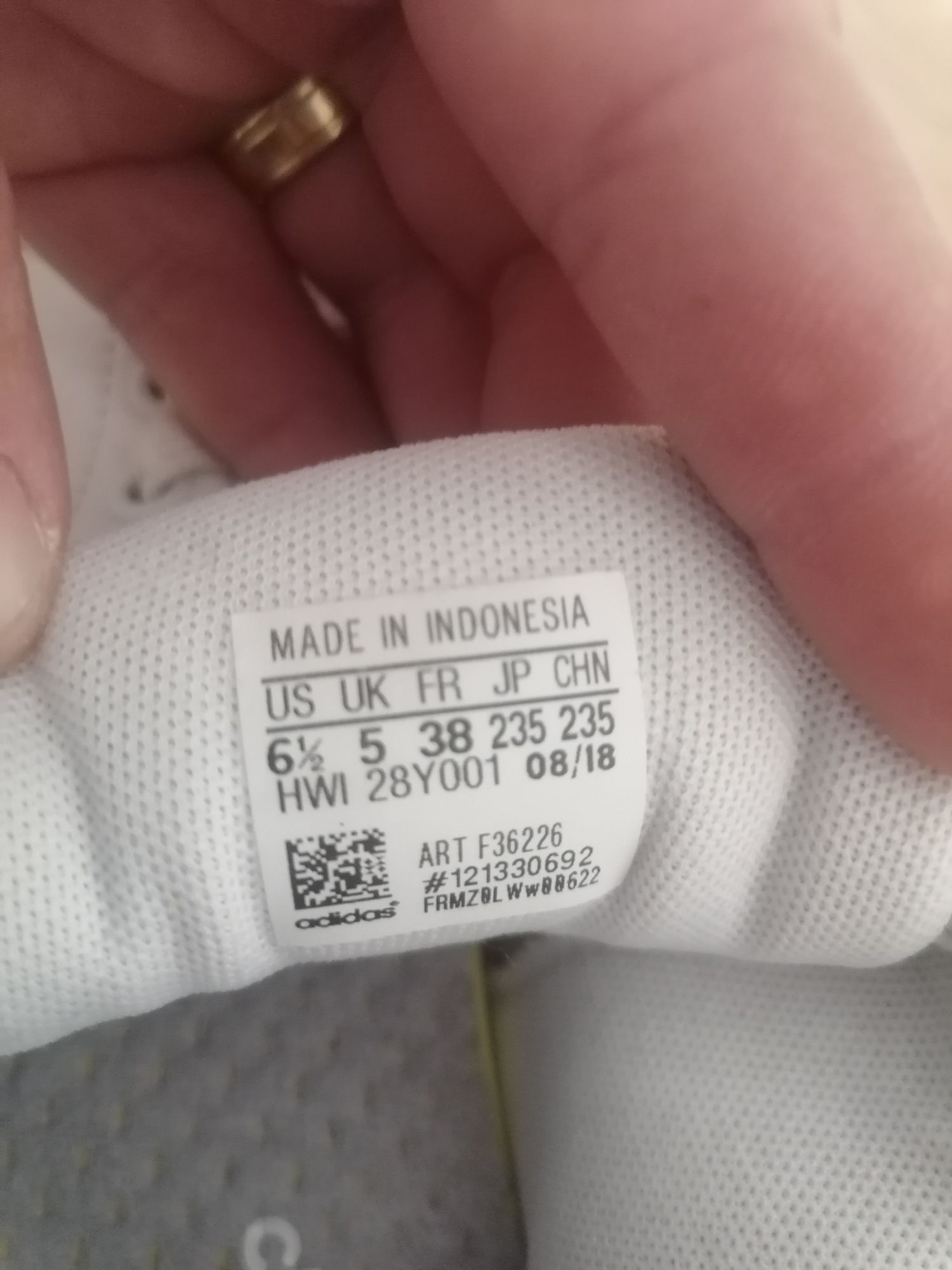 Adidași dama marca ADIDAS