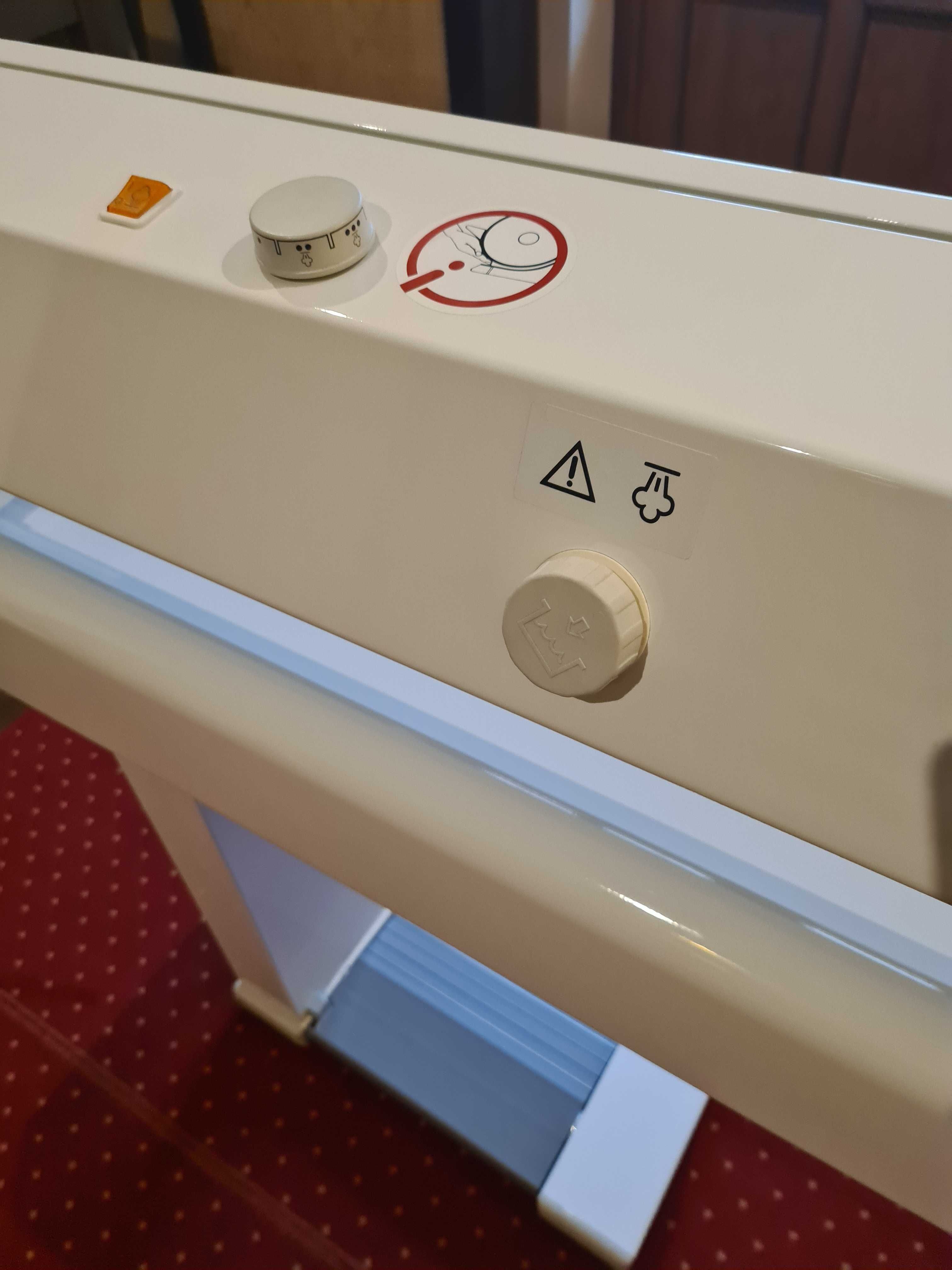 Vand Calandru calcat cu sau fara abur Miele Siemens Matura