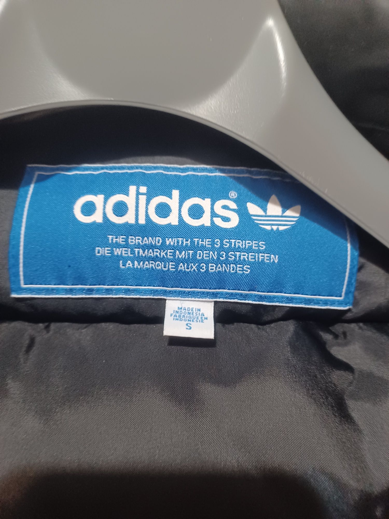 Vestă fiș cu puf Adidas originală mărimea S.