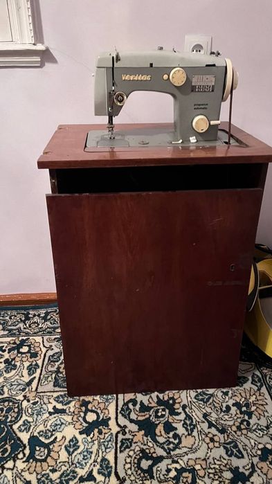 Тикув машинаси сотилади