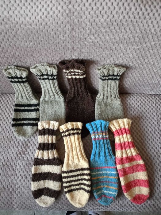 Ръчно плетени вълнени чорапи