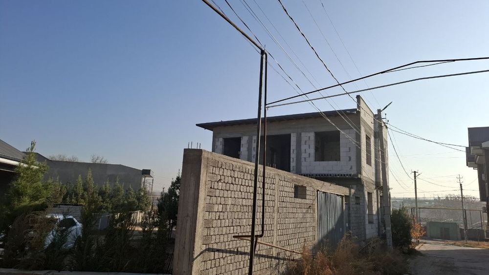 Учкахрамонда коробка участка сотилади