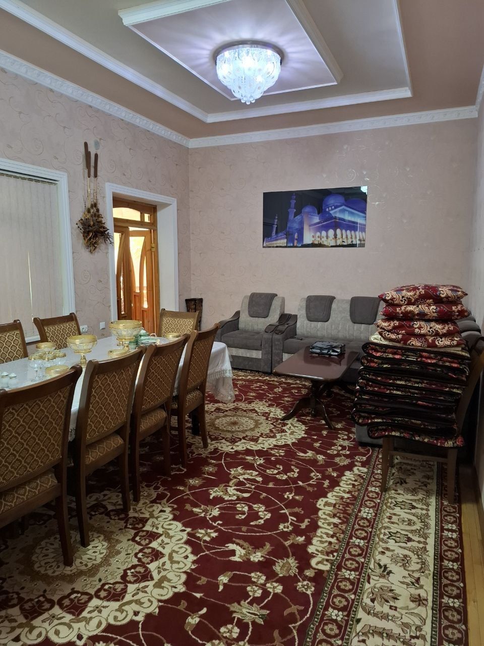 Продаётся дом 3.80 соток 7 комнатная Авиосозлар