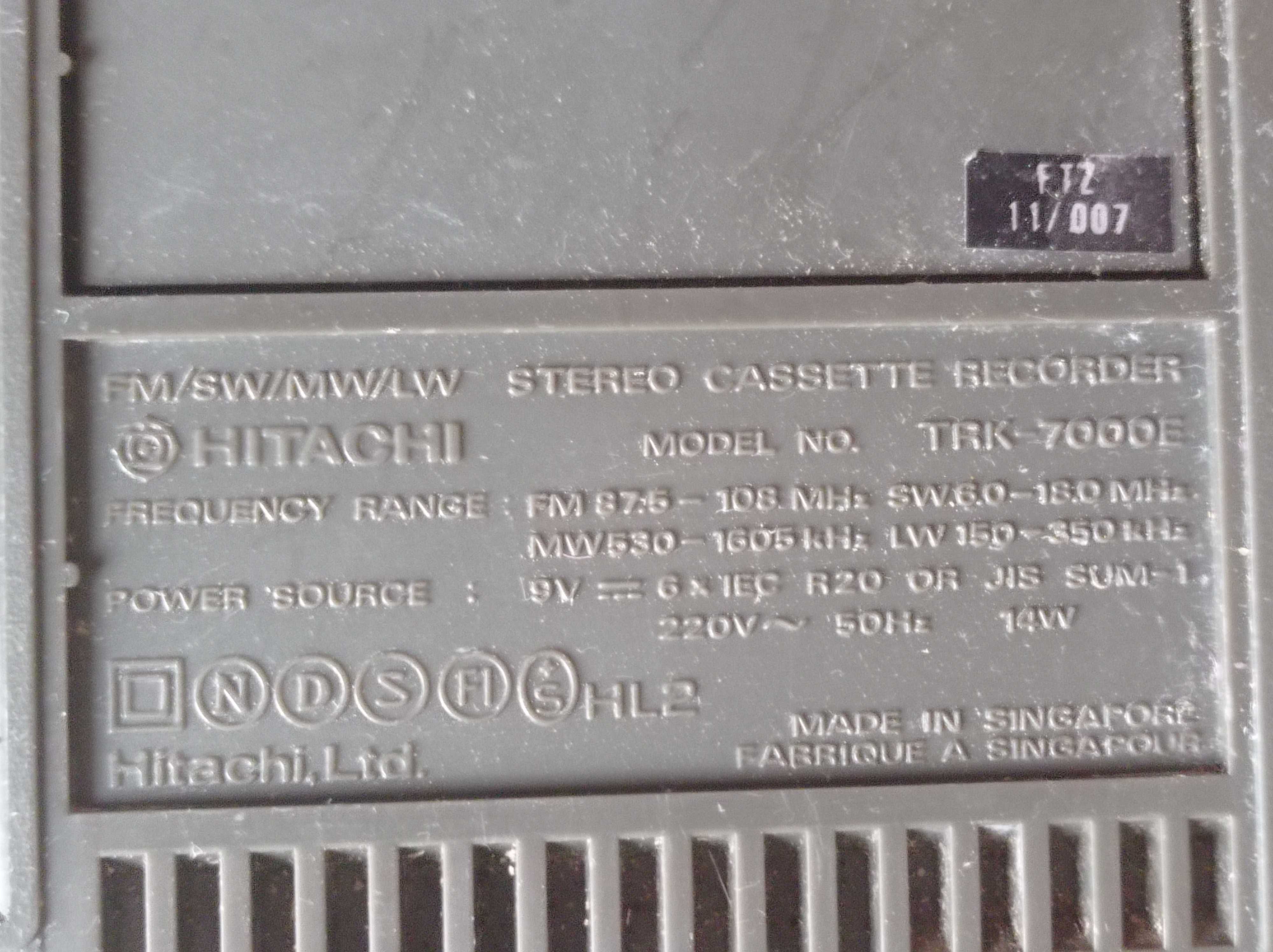 Радио Касетофон Hitachi TRK 7000EX Светлодиоден Индикатор
