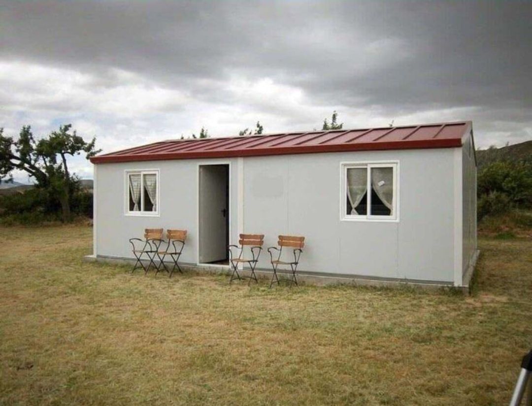 Vindem containere din structura metalica
