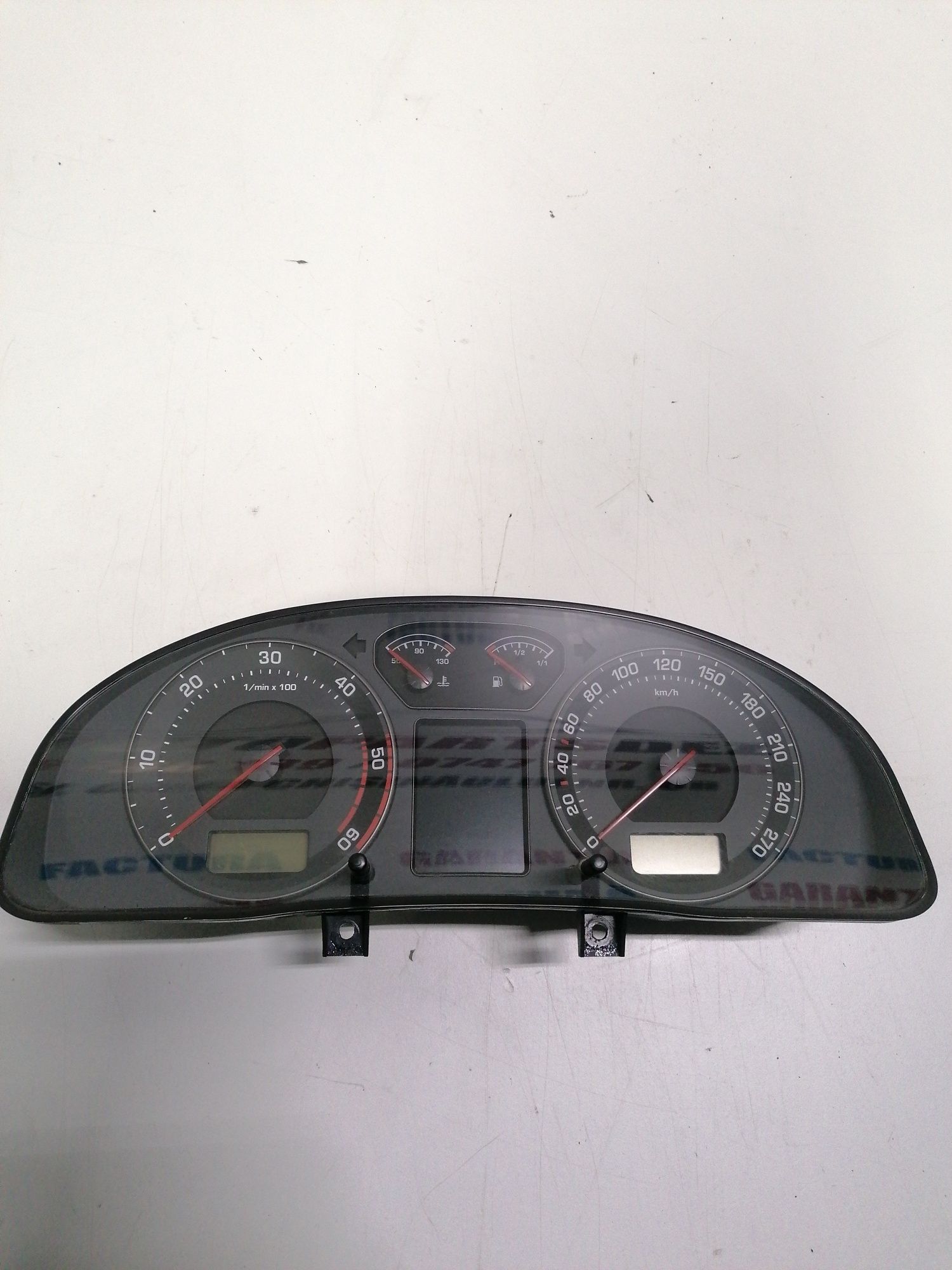 Ceasuri bord maxidot Skoda Superb 2.0 BSS 3U0 920 841 E