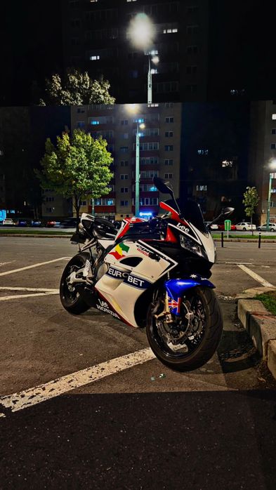 Honda CBR 1000RR Fireblade SC57
