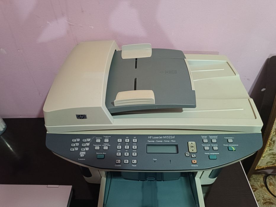 HP LaserJet M1522nf — Printer, skaner, kopir, faks