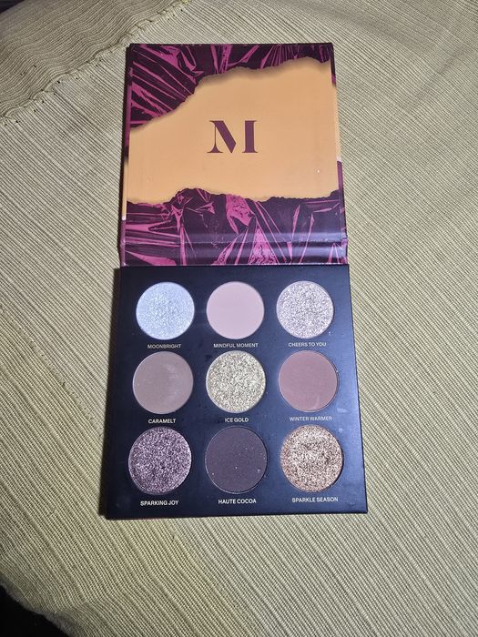 Paleta morphe machiaj