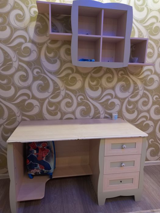 Продам детскую гарнитуру