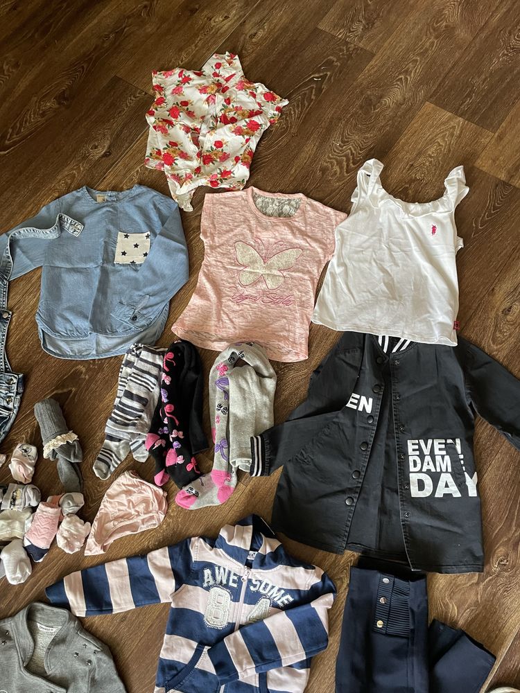 Продам вещи на девочку 3-5 лет