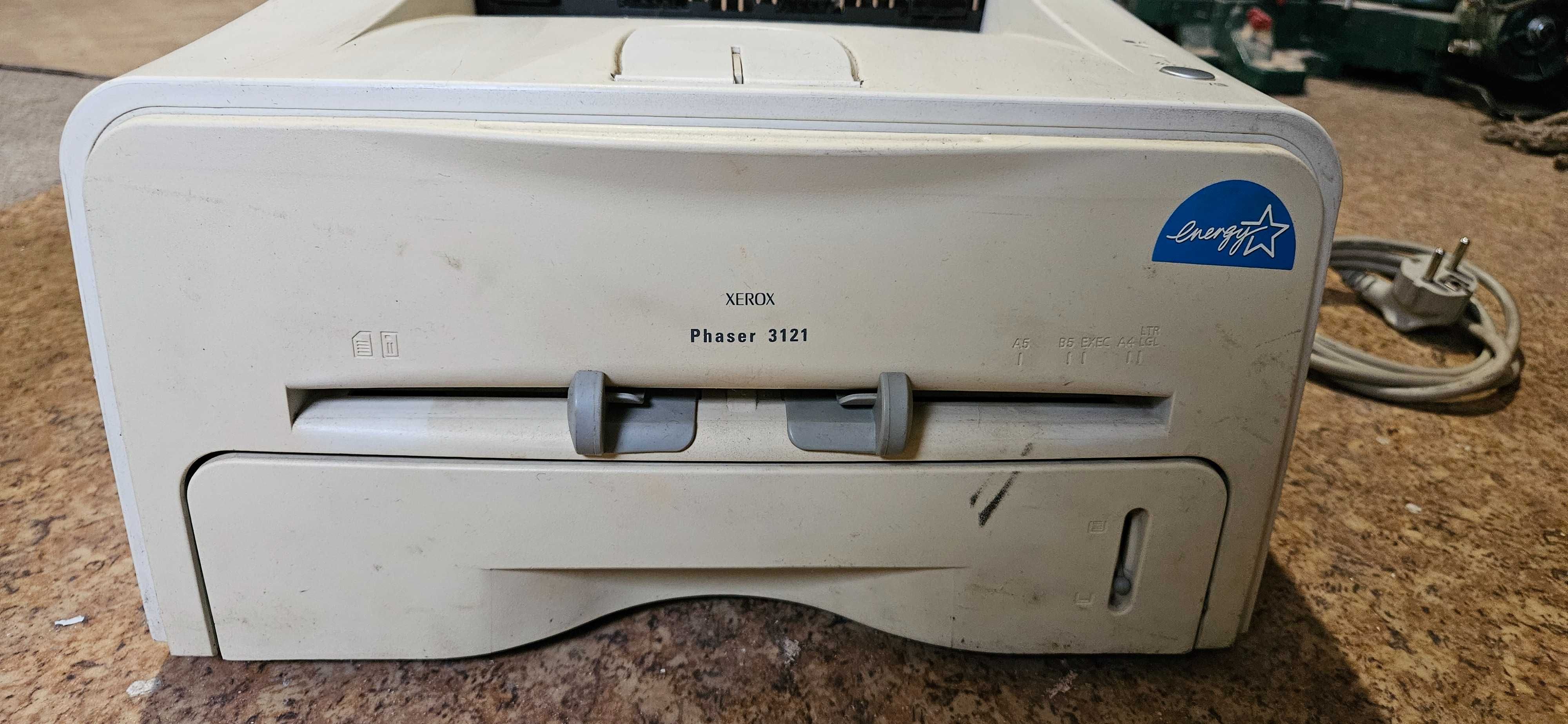 Принтер Xserox phaser 3121