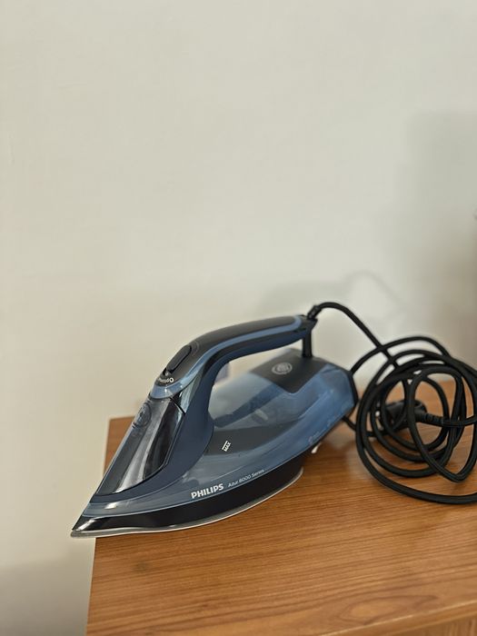 Fier de călcat Philips Azur 8000 NOU
