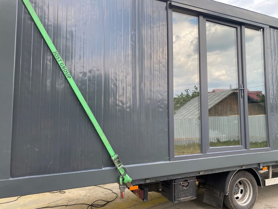 Vând containere standard