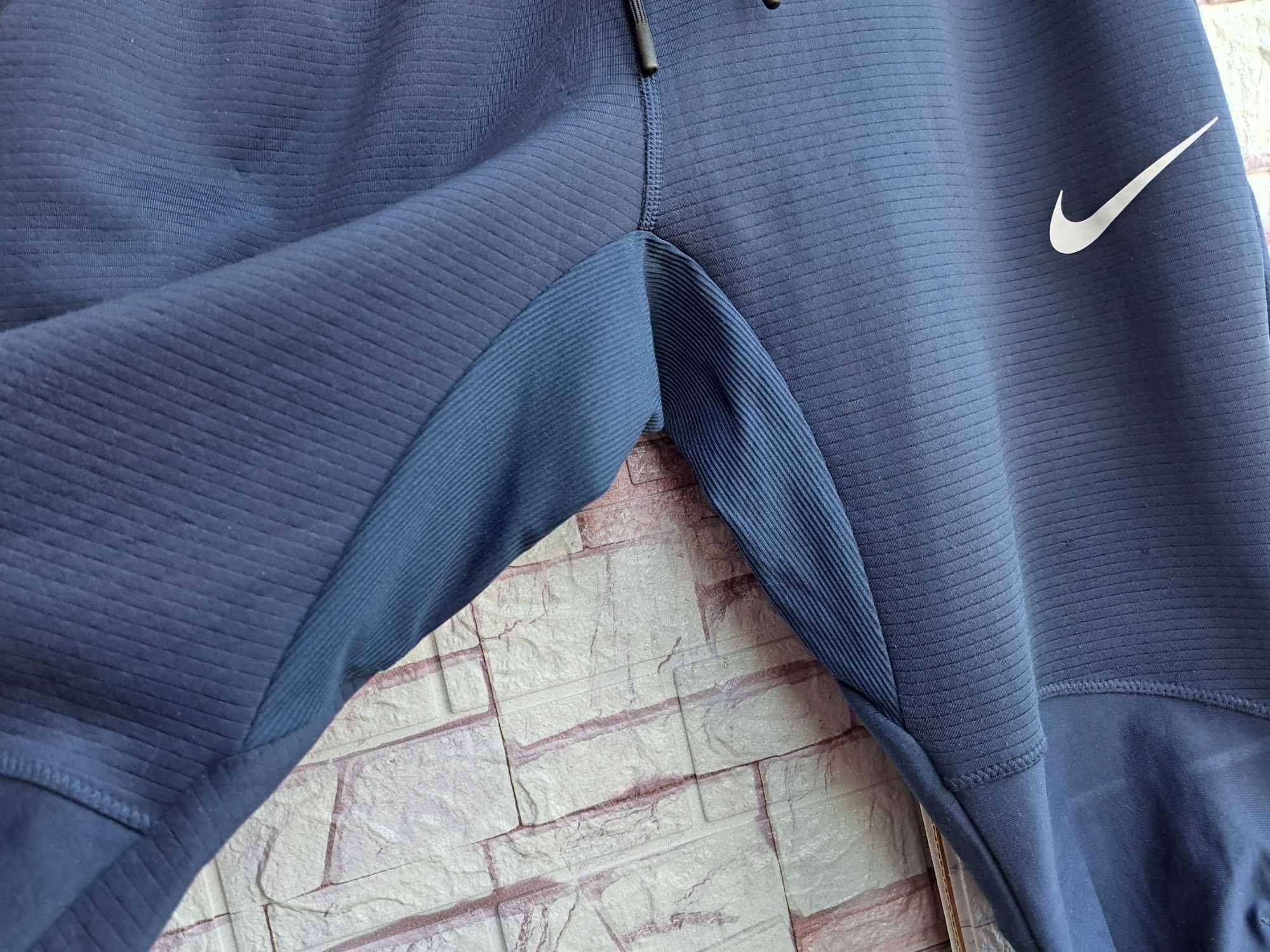 мъжко долнище,спортен панталон,Nike,анцунг